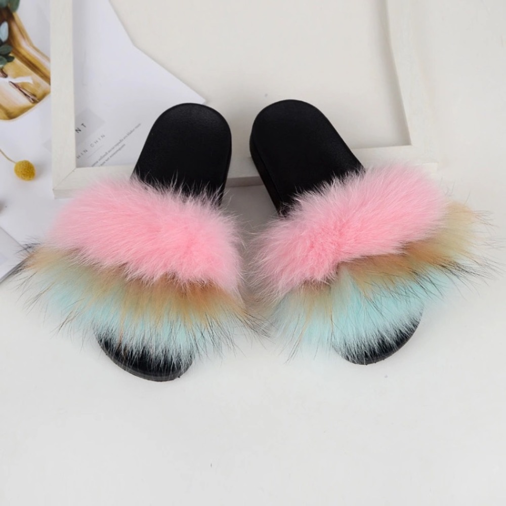 Fox Fur Slippers/Fluffy Slides